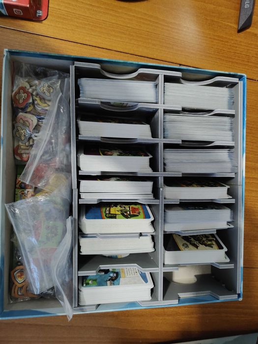 Настолна игра - Imperial settlers + expansions