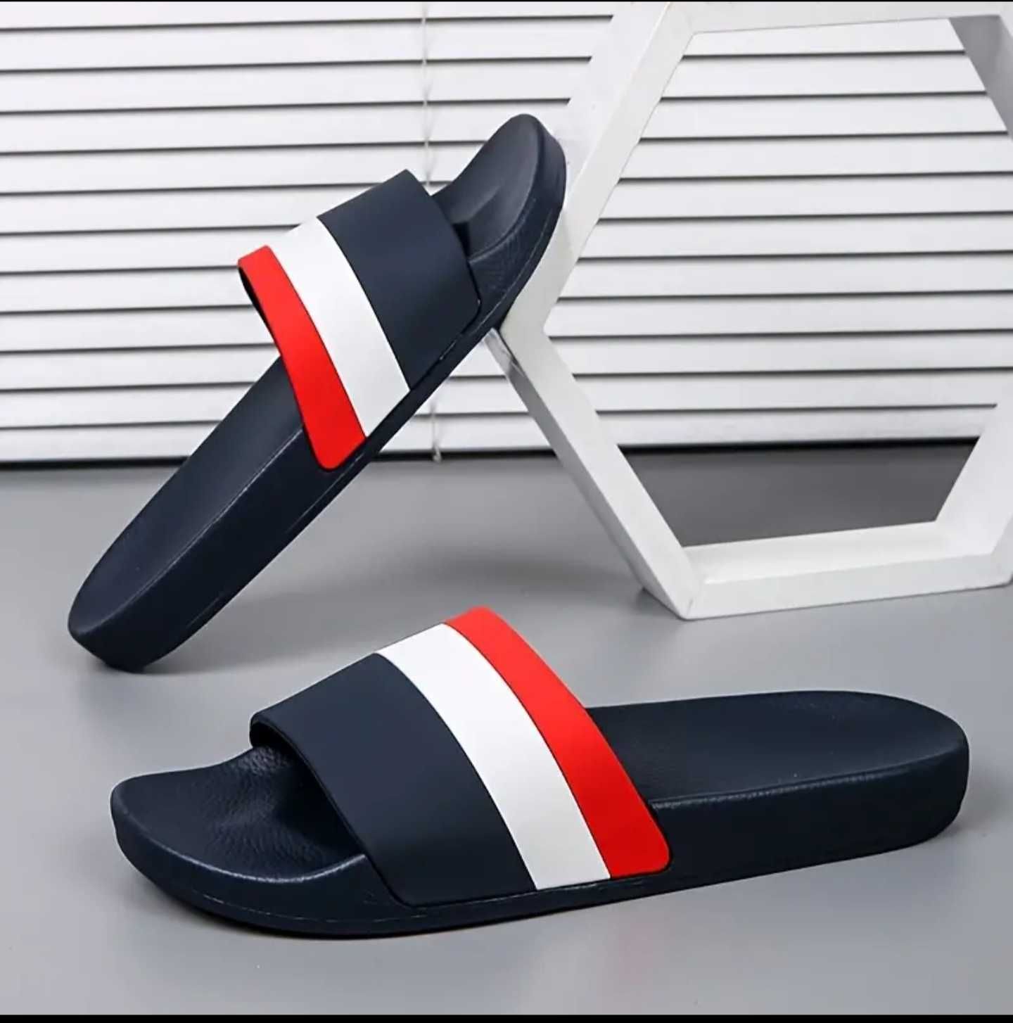 Slapi bărbați look casual si rafinat, marime 42/43