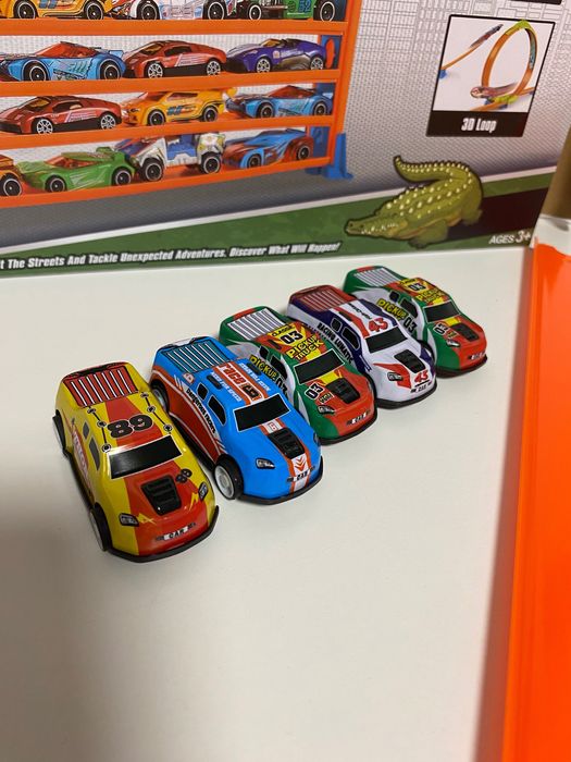 Детски 7-етажен паркинг гараж с 5 колички