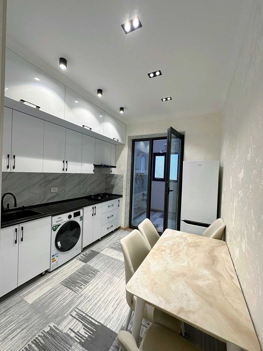 СРОЧНО Сдаётся кв Рынок Фархадский 2-ком/3/5 ро-н Чиланзар-11 кв ! 237