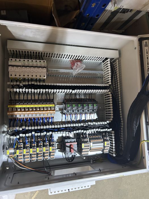 Instalatii Electrice Rezidentiale si Industriale