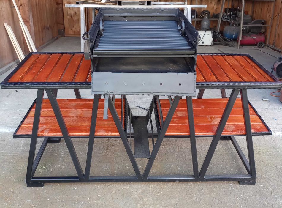 De vânzare grãtar.