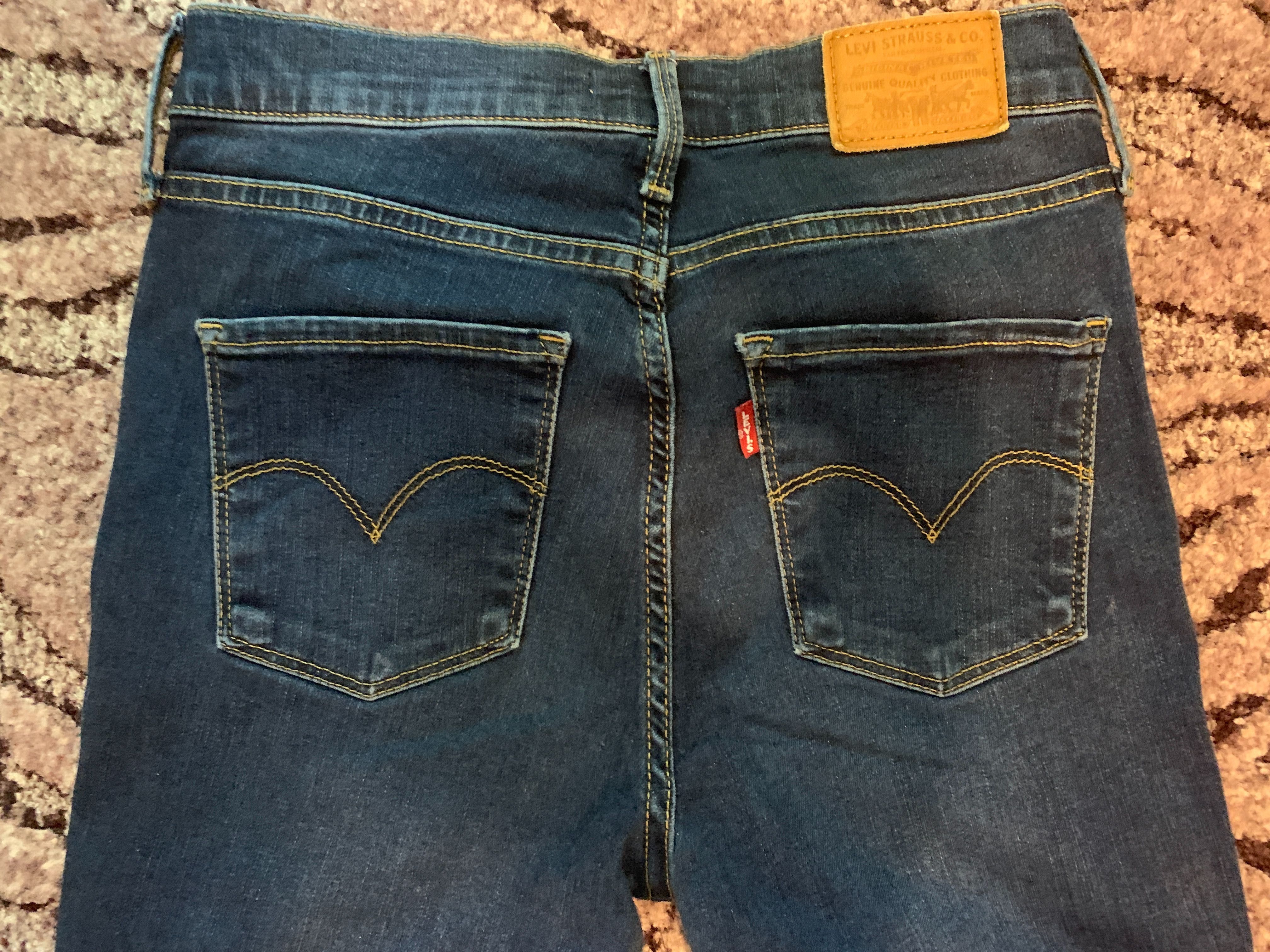 Blugi Levi’s Super Skinny-REDUCERE DE SĂRBĂTORI!! DOAR 125 lei!!