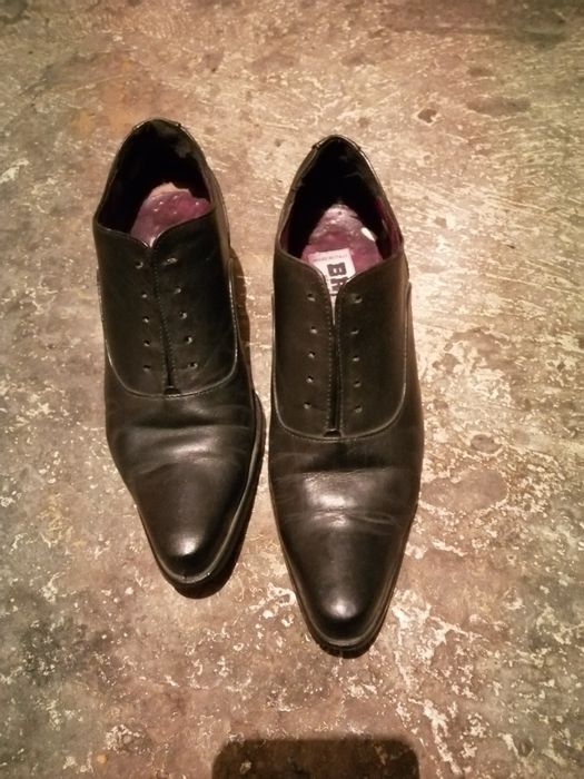 Обувки    с    ток