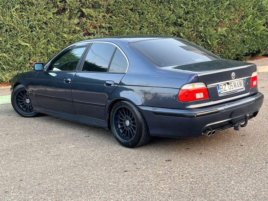 Vând BMW Seria 520 i facelift Pachet M