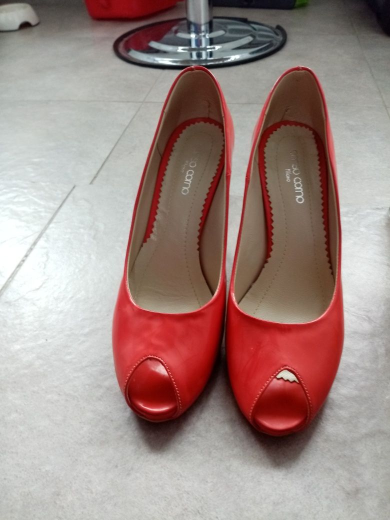 Pantofi piele lacuita