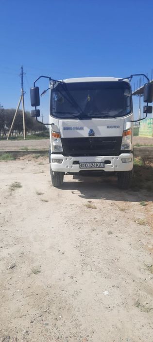 HOWO автосамосвал