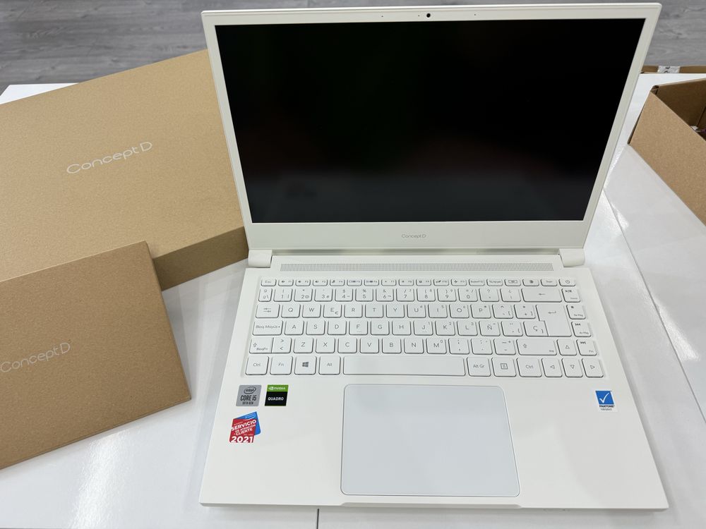 Лаптоп Acer ConceptD 3 Pro CN314-72P - 14", IPS, i5-10300H, 512GB SSD!
