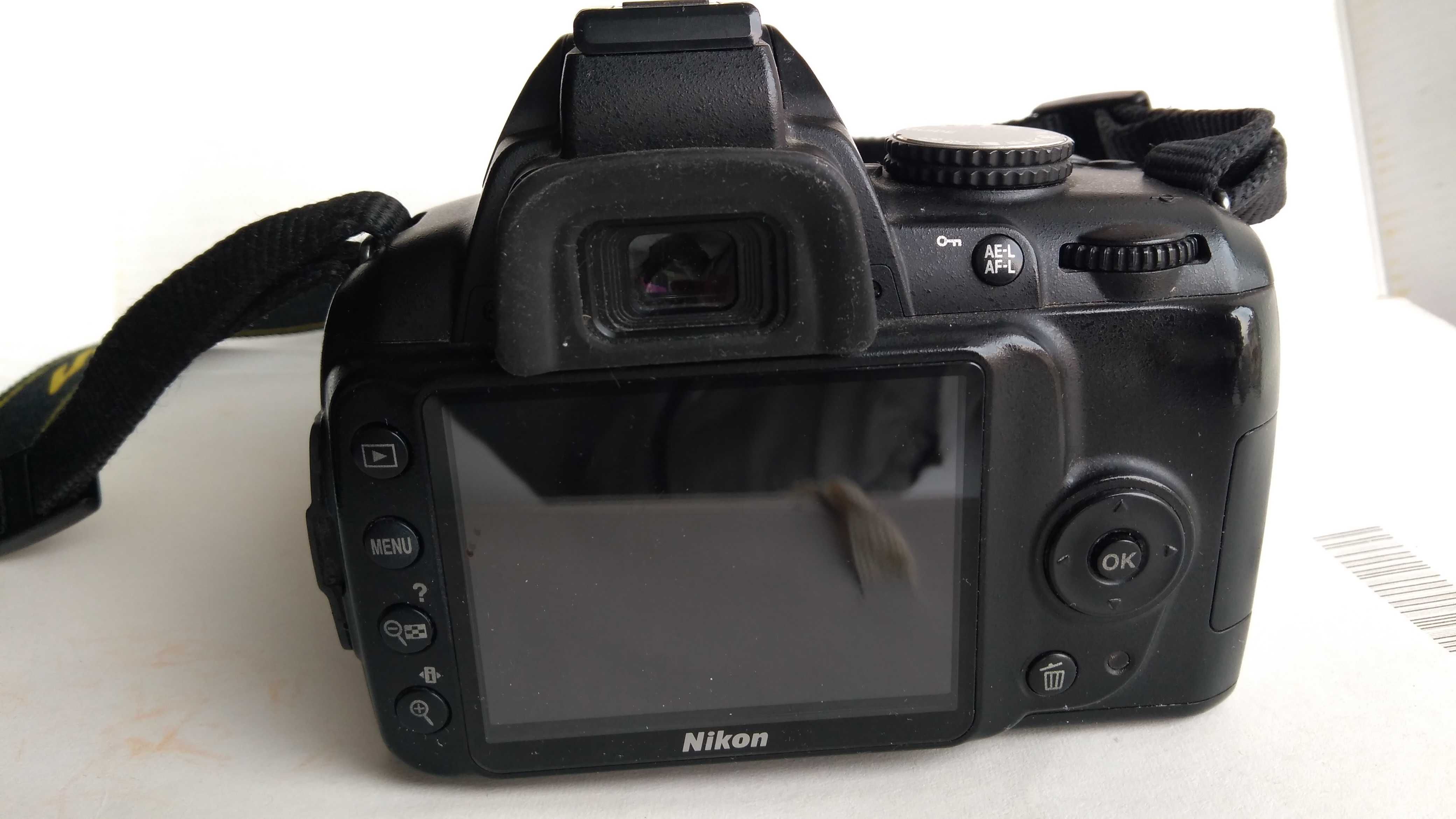 Фотоаппарат Nikon D3000