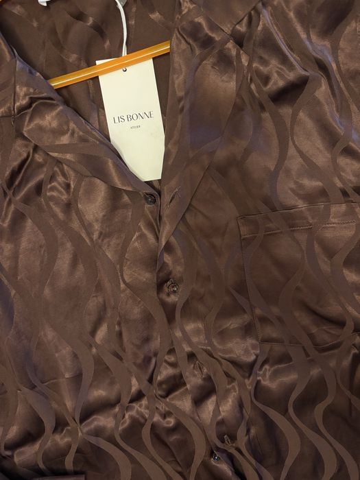 Дамска атласна риза