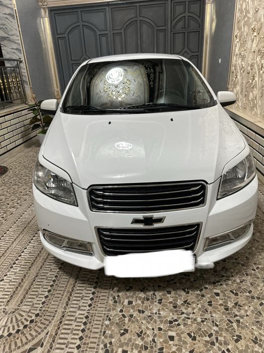 Nexia 3. Avtomat. Benzin