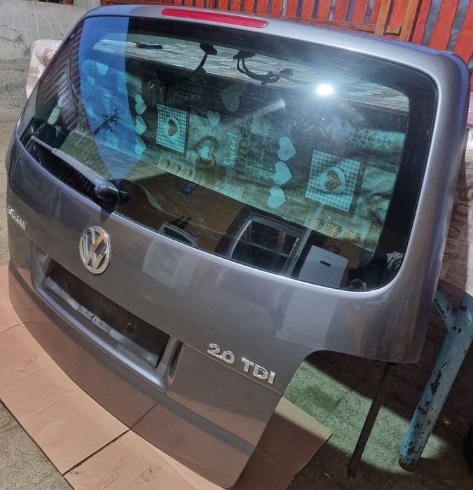 Haion Wollswagen Touran 

Wollswagen golf 5 plus 

1.9 TDI.   BKC.