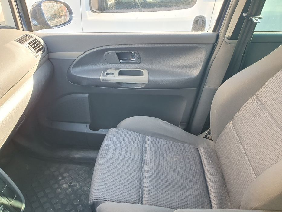 ШАРАН 2004 г. 1.8 т гас бенэип