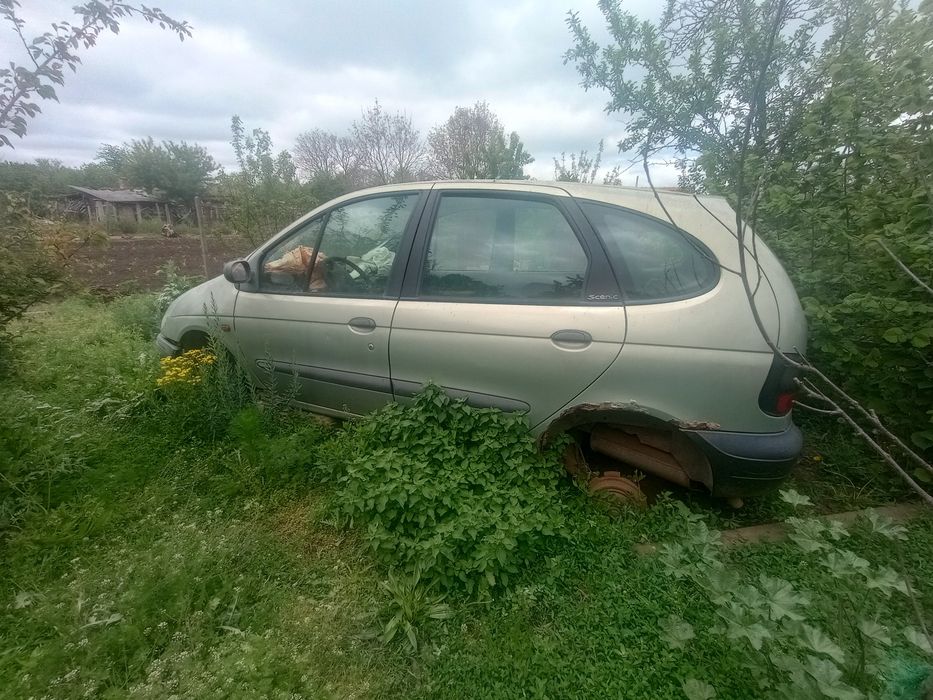 Рено Меган Сценик (за части)