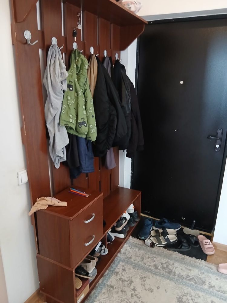 Прихожая темно коричневая