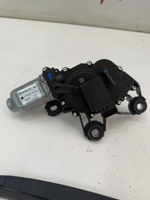 Motoras brat stergator spate Skoda Superb 2 Break Combi