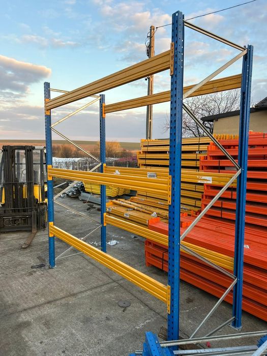 Rafturi metalice industriale