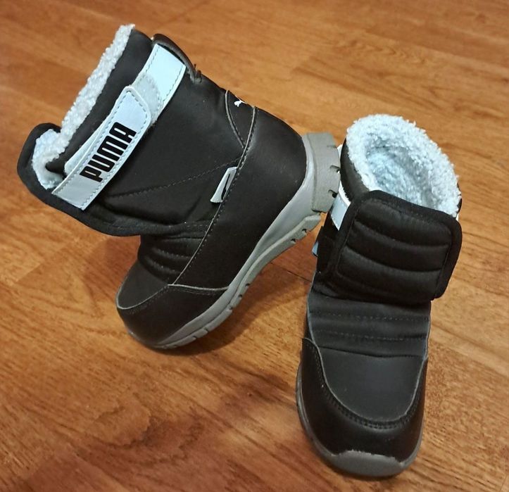 Ghetute copii Puma impermeabile - Marimea nr. 25