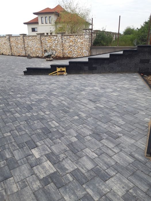 Montaj pavaje și Borduri