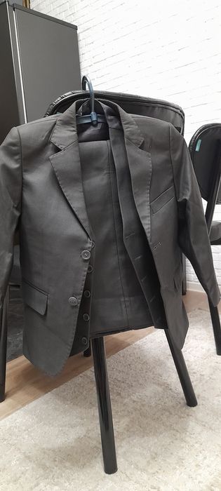 Костюм на мальчика тройка