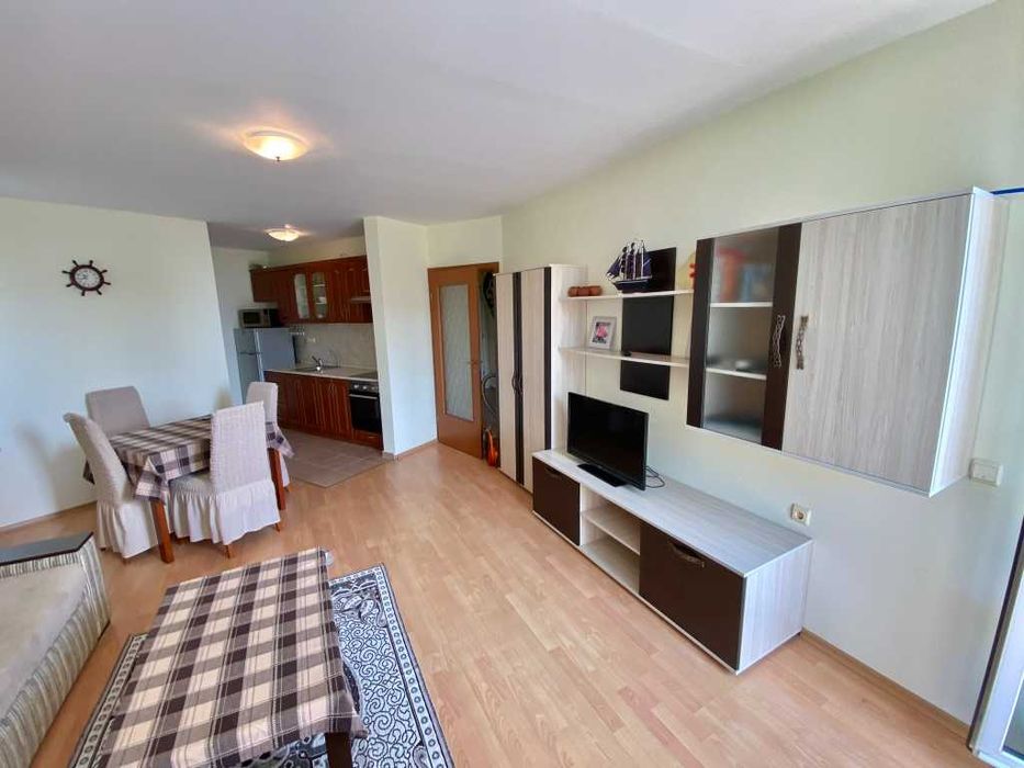 Продава се Двустаен апартамент в Свети Влас - 72 кв.м за 945 €/кв.м - Снимка #3