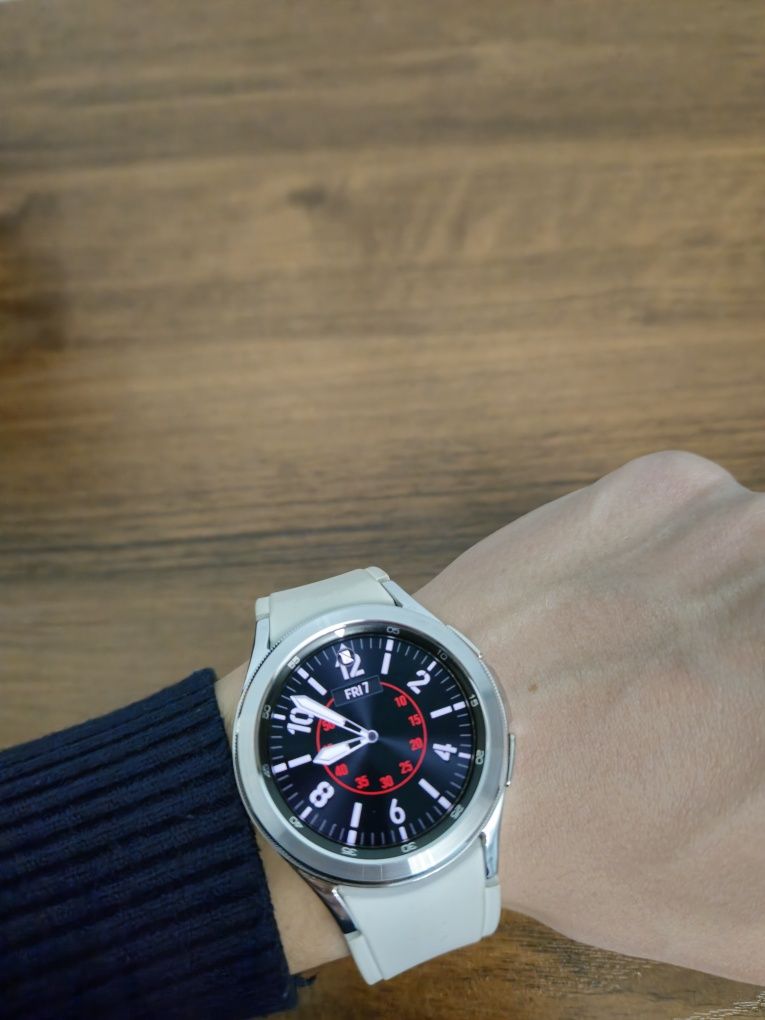 Samsung Galaxy Watch 4 Classic 42mm White