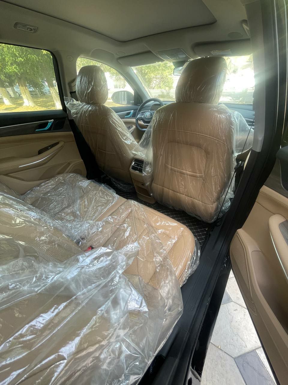 Dongfeng Fengon E5 S508 Toshkent Avtosalonda
