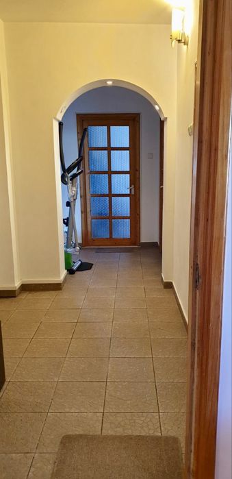 Apartament cu 3 camere decomandat