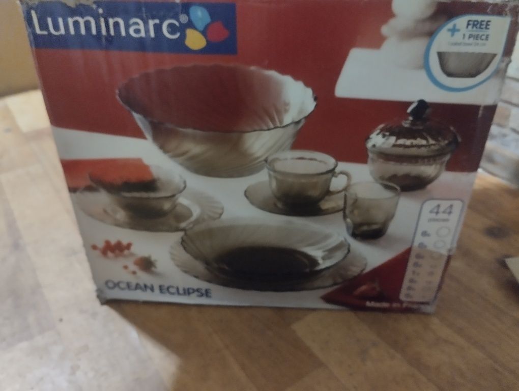Набор  посуды "Luminarc"