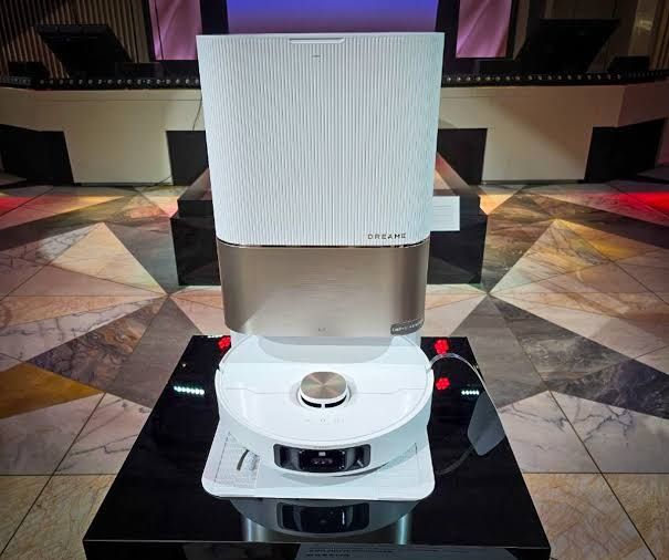 Робот-пылесос Dreame X40 Ultra Complete со станцией самоочистки