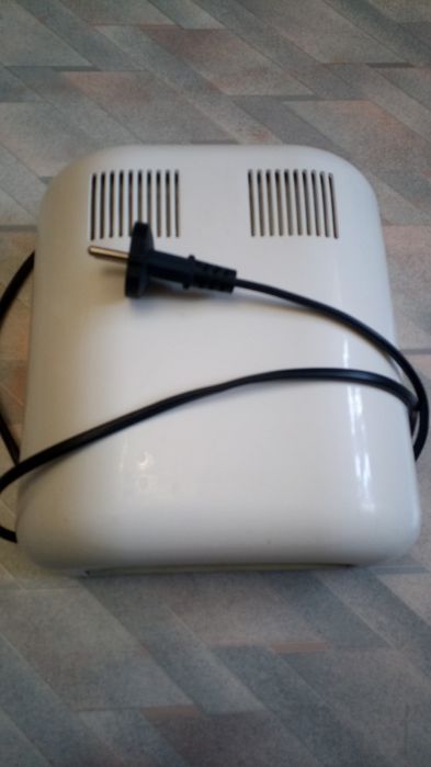 Лампа для маникюра