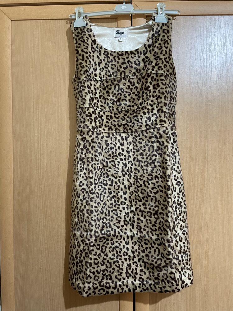 Vand Rochie CHANEL