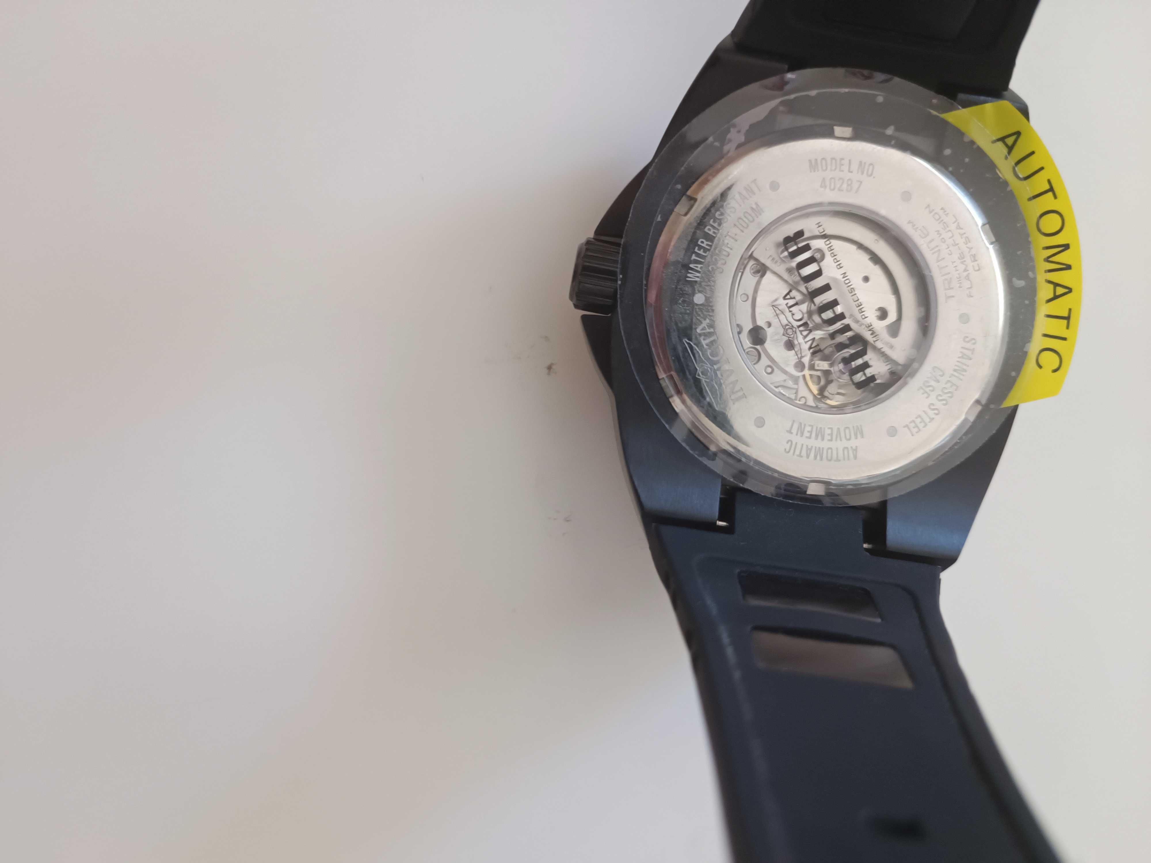 часовник Invicta Aviator Model 40287