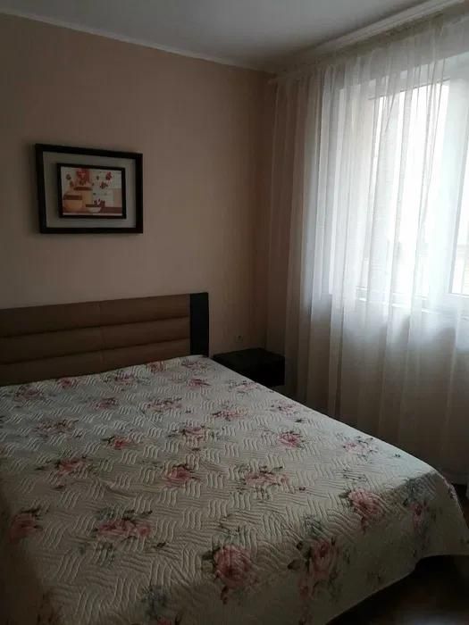 Дава се под наем Двустаен апартамент в Пловдив, Център - 54 кв.м за 375 € - Снимка #3