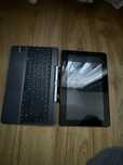 Laptop tableta     .