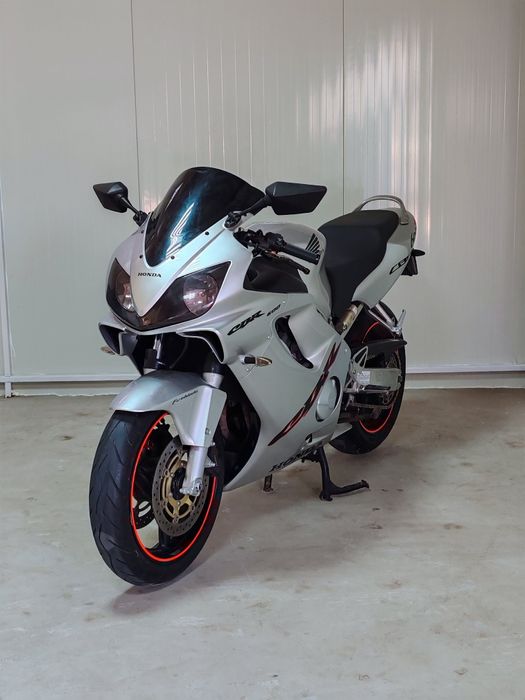 Honda cbr 600 f4i