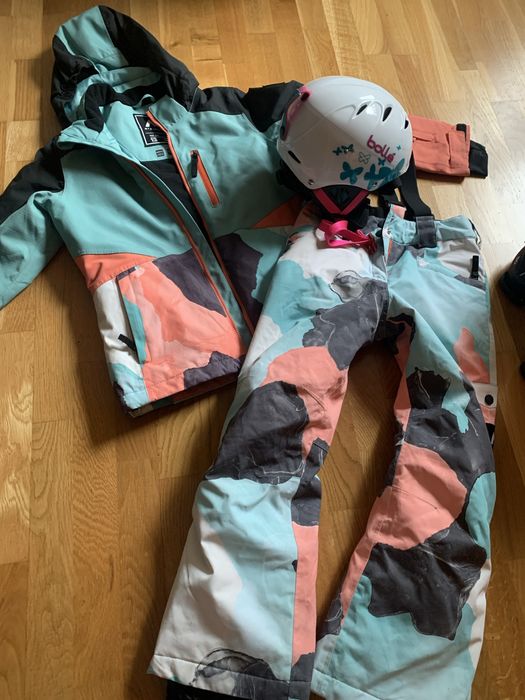 Vand costum ski, casca BOLLE, clapari Solomon