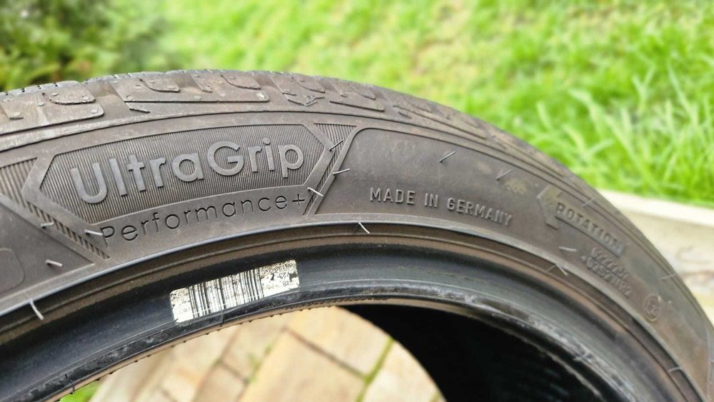 Anvelopa iarna 225 45 R 17 Goodyear