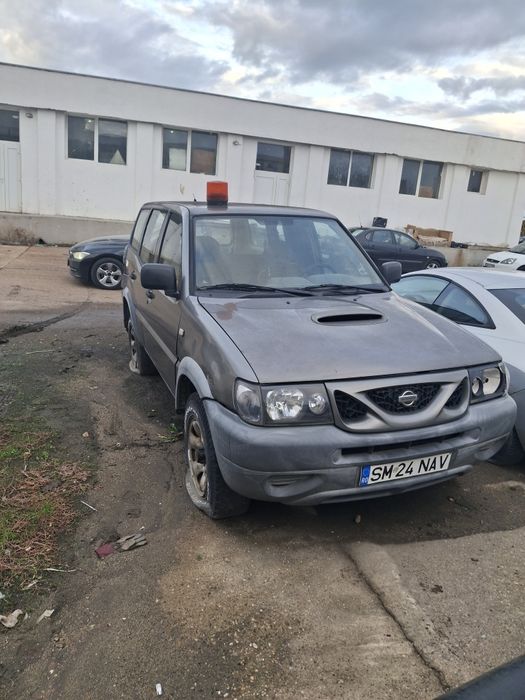 Nissan terrano 2 pentru piese