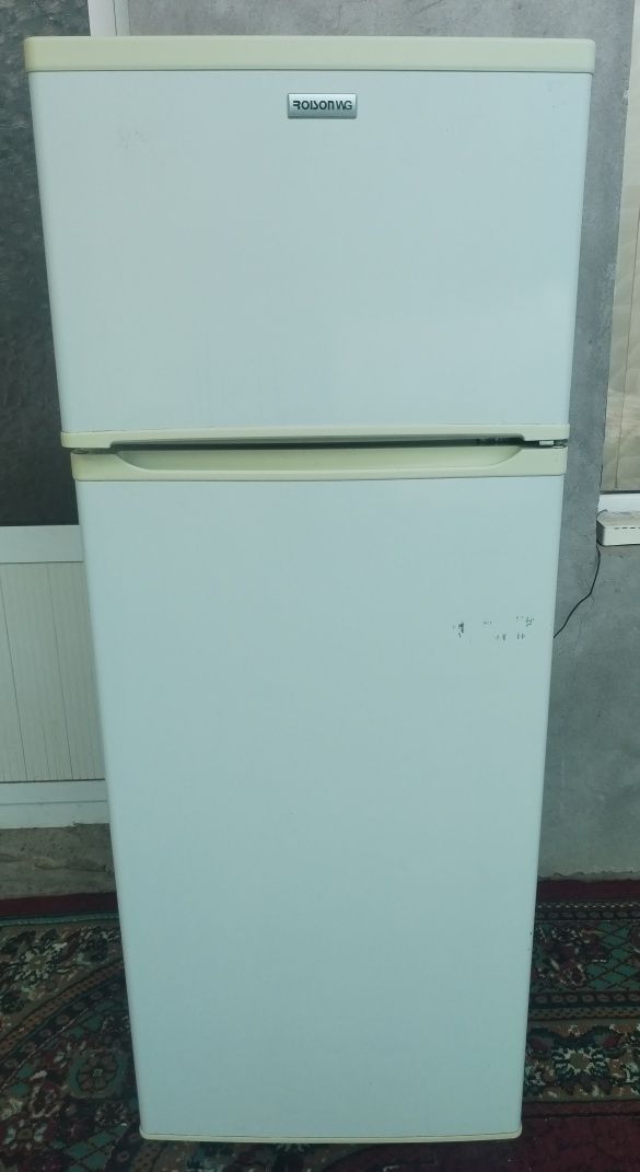 Royson muzlatgich 215l