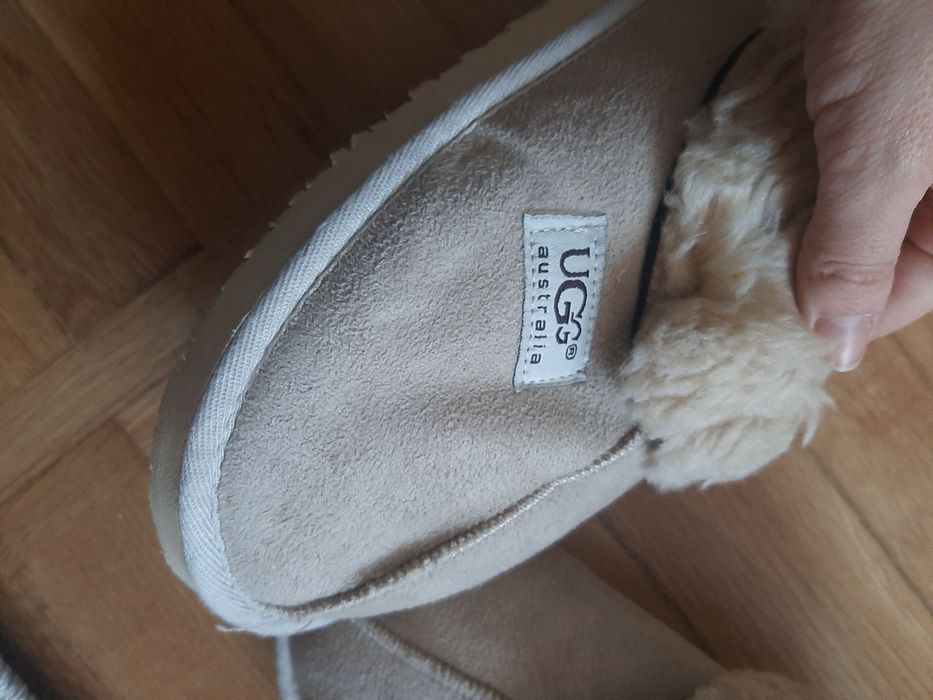 Cizme UGG Australia mini , comode și ușor de întreținut, 36-37