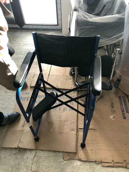 Scaun pliabil cu olita si separatie