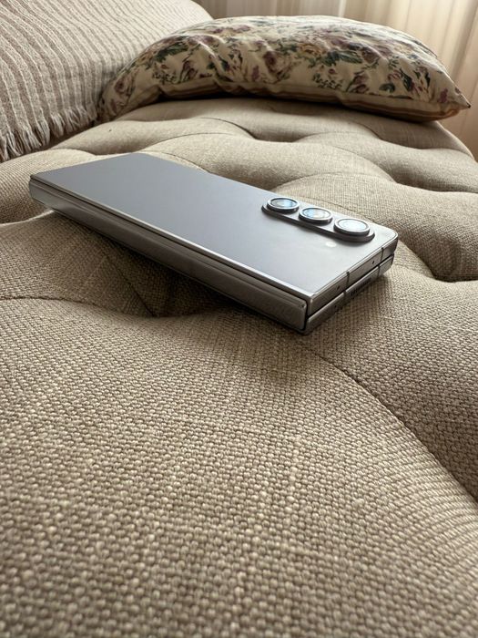 Samsung Galaxy Z Fold 5 de 512 GB, 12gb RAM