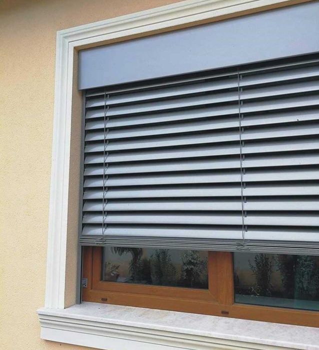 Plase de tantari - Rulouri exterioare - Usi garaj