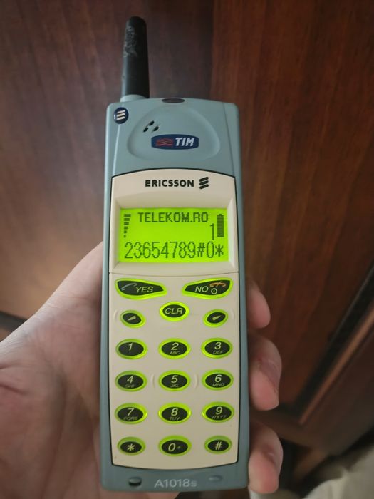 Ericsson A1018s  ( DECODAT, baterie refacuta)