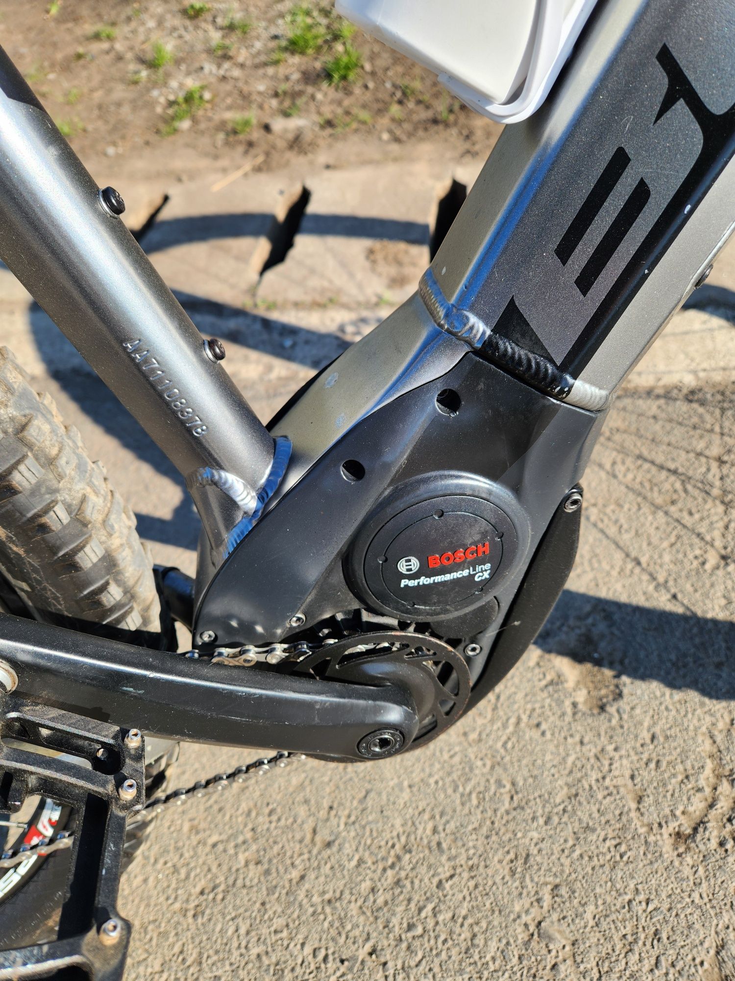 Bicicleta electrica MTB  BULLS nu cube haibike ghost cannodale