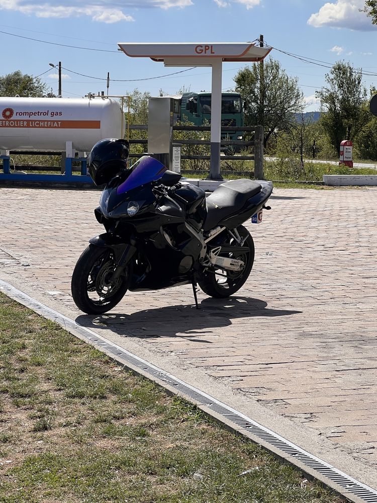 Honda Cbr f4i 600