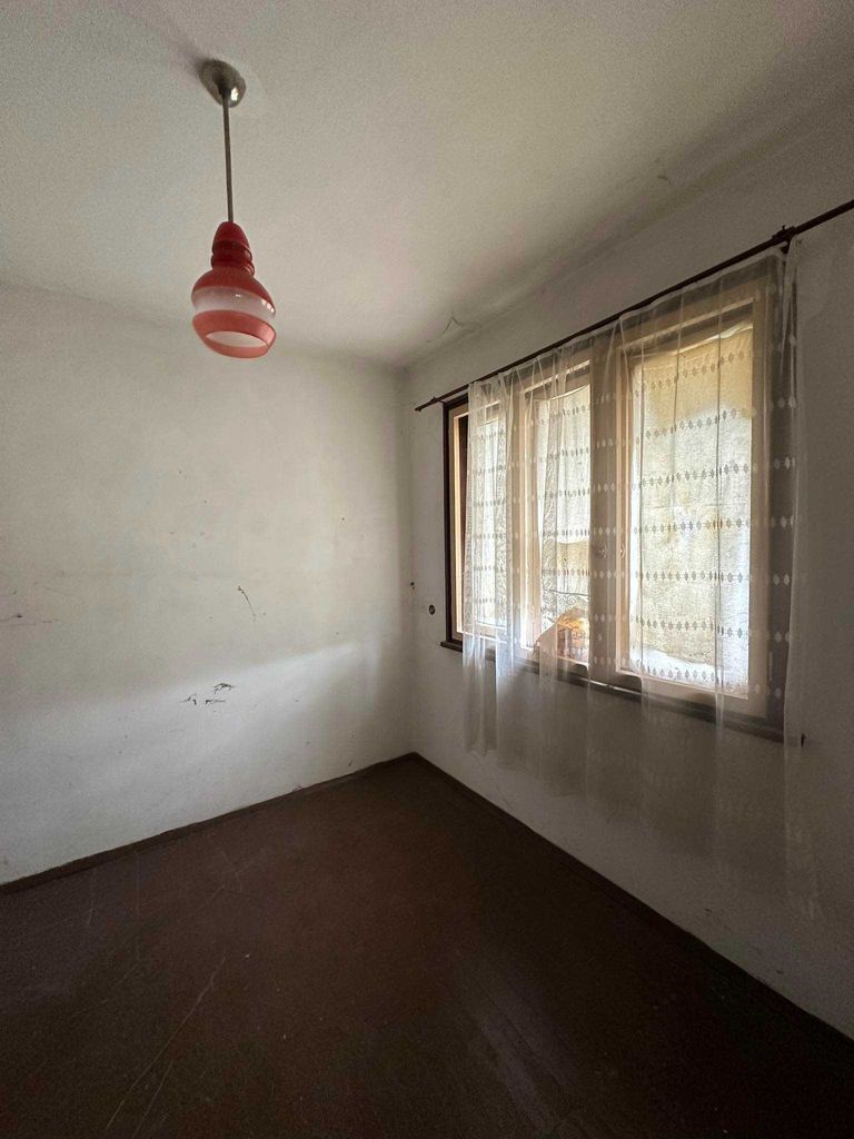Продава се Къща в Сапарева баня - 245 кв.м за 488 €/кв.м - Снимка #4