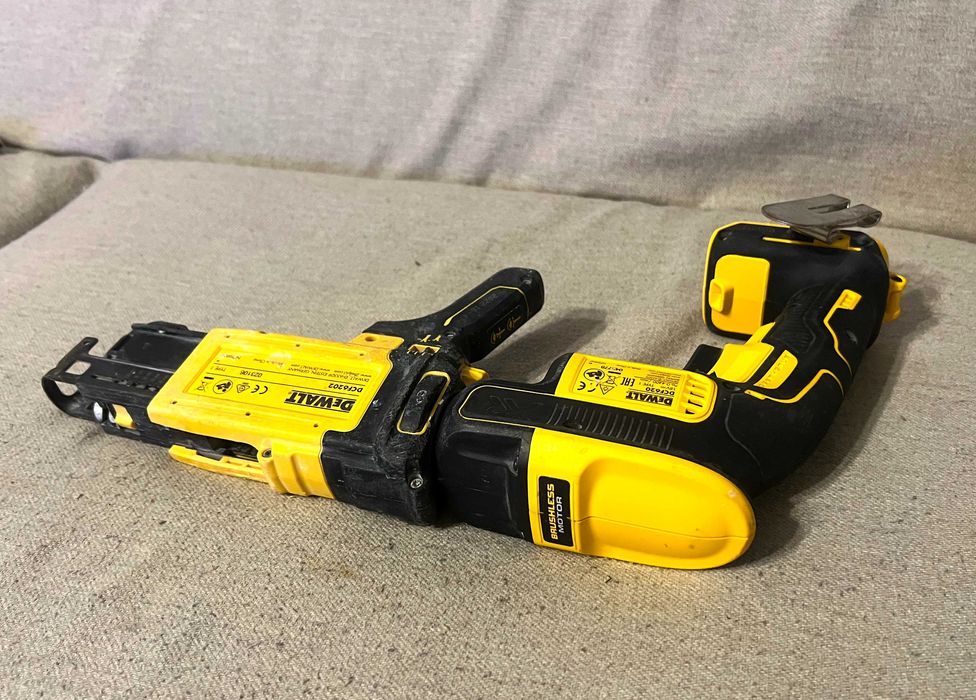 Surubelnita gips carton DeWalt DCF620 XR 18V cu magazie DCF6202
