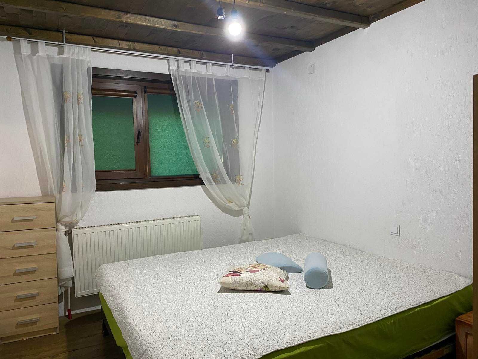 КЪЩА с РЗП 130 кв.м., двор 1300 кв.м., село Кърнаре